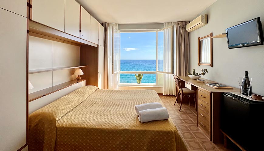 Sea View Rooms