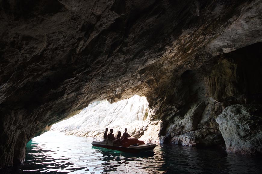 La grotta a Cavoli